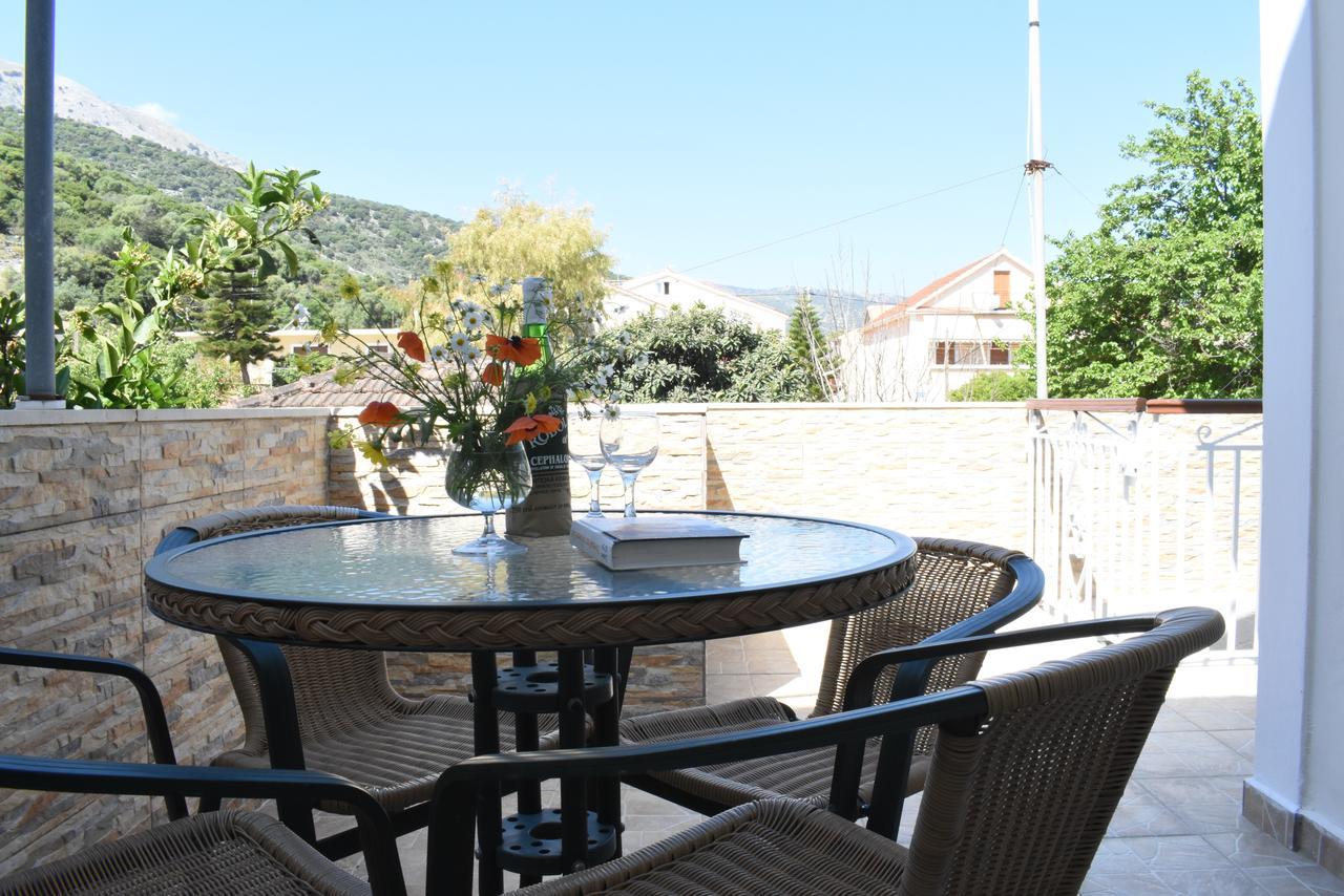 Starvillas Apartments And Studios Agia Efimia Екстериор снимка