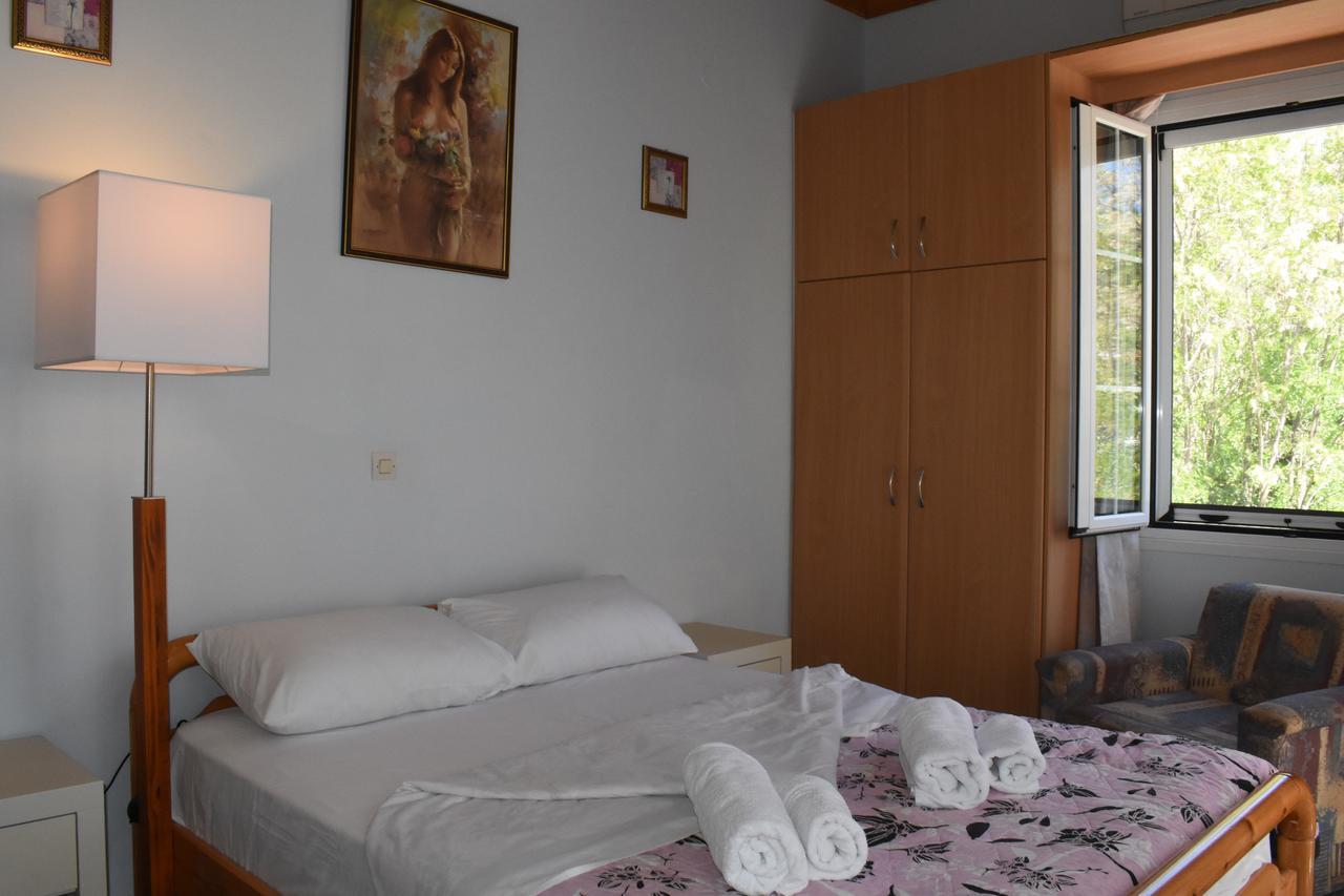 Starvillas Apartments And Studios Agia Efimia Екстериор снимка